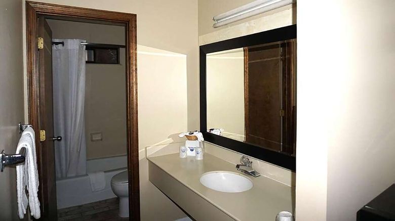 <b>Travelodge by Wyndham Concord Room</b>. Images powered by <a href="https://iceportal.shijigroup.com/" title="IcePortal" target="_blank">IcePortal</a>.