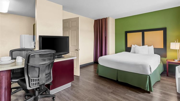 Sonesta Simply Suites Stafford Room
