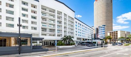 Hotel Tampa Riverwalk Exterior