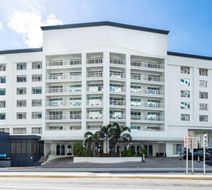 Hotel Tampa Riverwalk Exterior