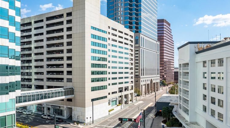 Hotel Tampa Riverwalk Exterior