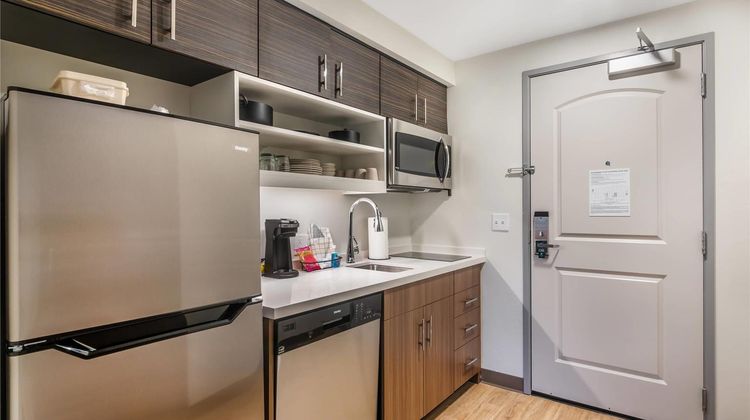 MainStay Suites Suite