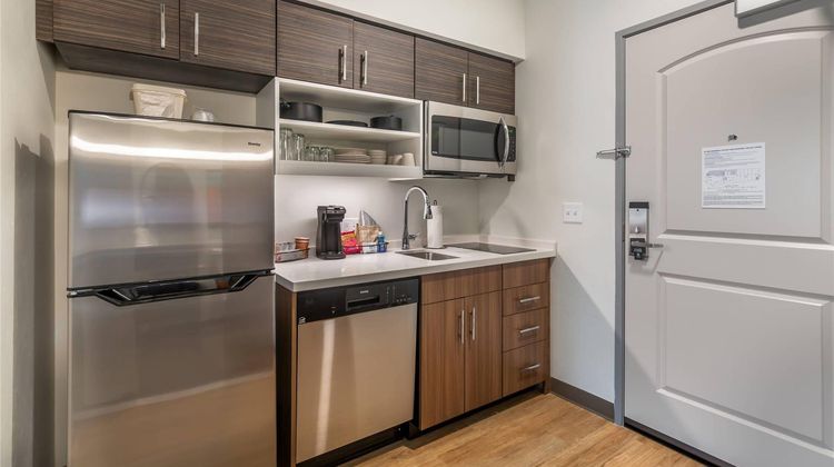 MainStay Suites Suite