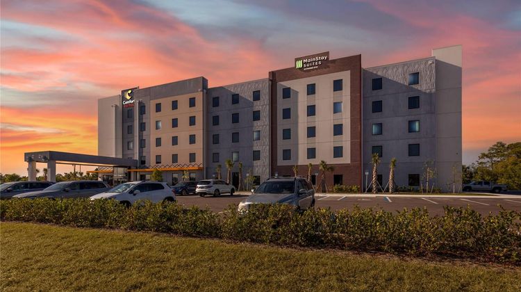 MainStay Suites Exterior