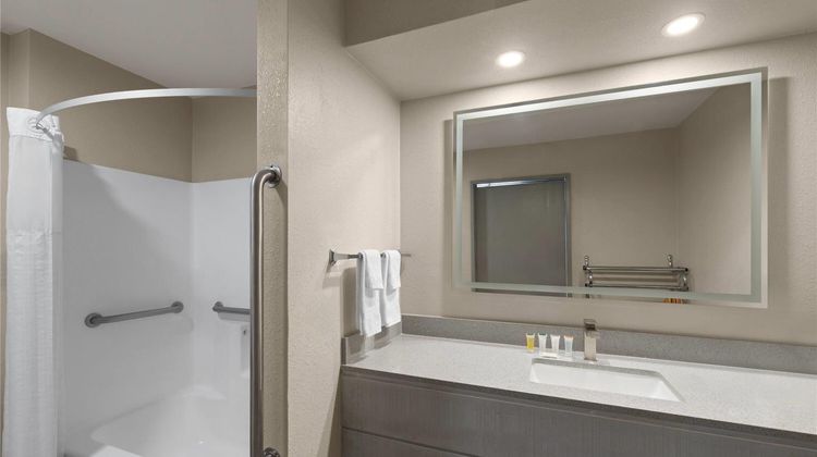 Days Inn by Wyndham Safford, AZ Room