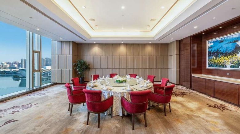 <b>Yancheng Golden Eagle Summit Hotel Restaurant</b>. Images powered by <a href="https://iceportal.shijigroup.com/" title="IcePortal" target="_blank">IcePortal</a>.