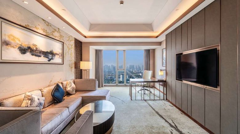 <b>Yancheng Golden Eagle Summit Hotel Suite</b>. Images powered by <a href="https://iceportal.shijigroup.com/" title="IcePortal" target="_blank">IcePortal</a>.
