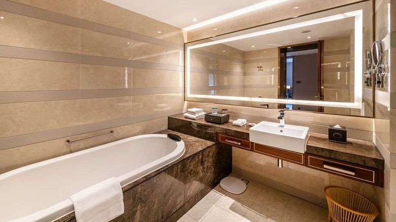 <b>Yancheng Golden Eagle Summit Hotel Room</b>. Images powered by <a href="https://iceportal.shijigroup.com/" title="IcePortal" target="_blank">IcePortal</a>.