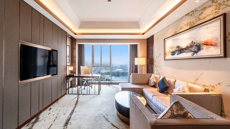 <b>Yancheng Golden Eagle Summit Hotel Suite</b>. Images powered by <a href="https://iceportal.shijigroup.com/" title="IcePortal" target="_blank">IcePortal</a>.