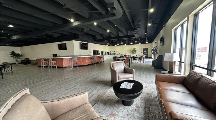 Days Hotel Peoria Glendale Area Lobby