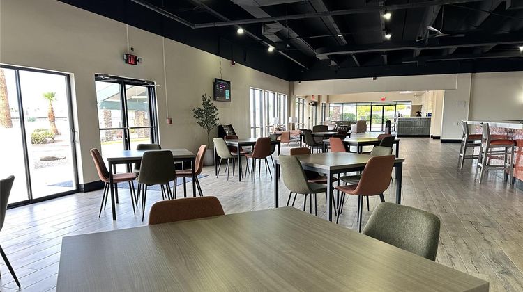 Days Hotel Peoria Glendale Area Restaurant