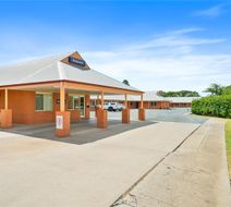 Comfort Inn Bishops Lodge Exterior
