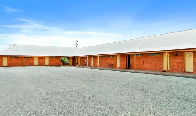 Comfort Inn Bishops Lodge Exterior
