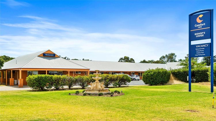 Comfort Inn Bishops Lodge Exterior