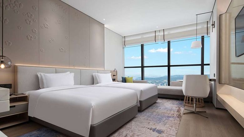 <b>Wyndham Foshan Nanhai Room</b>. Images powered by <a href="https://iceportal.shijigroup.com/" title="IcePortal" target="_blank">IcePortal</a>.