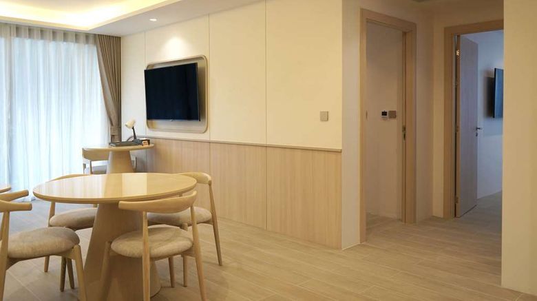 <b>Wyndham Garden Naithon Phuket Suite</b>. Images powered by <a href="https://iceportal.shijigroup.com/" title="IcePortal" target="_blank">IcePortal</a>.