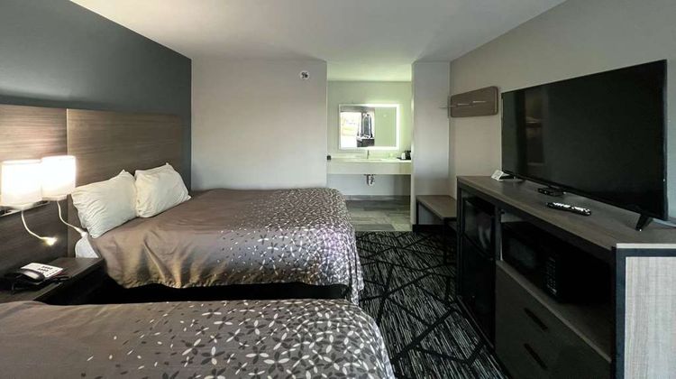 Super 8 by Wyndham Sulphur South Room