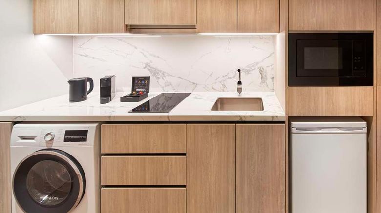 <b>PARKROYAL Serviced Suites Jakarta Room</b>. Images powered by <a href="https://iceportal.shijigroup.com/" title="IcePortal" target="_blank">IcePortal</a>.