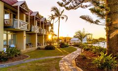 Comfort Resort Waters Edge