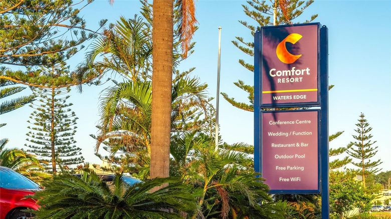<b>Comfort Resort Waters Edge Exterior</b>. Images powered by <a href="https://iceportal.shijigroup.com/" title="IcePortal" target="_blank">IcePortal</a>.
