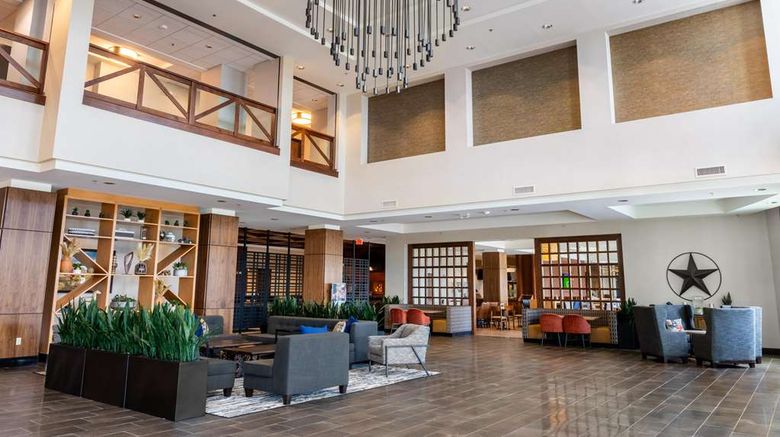 <b>Drury Plaza Hotel Dallas Arlington Lobby</b>. Images powered by <a href="https://iceportal.shijigroup.com/" title="IcePortal" target="_blank">IcePortal</a>.
