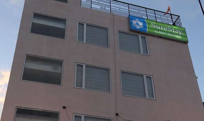 SureStay By Best Western Lucknow Exterior