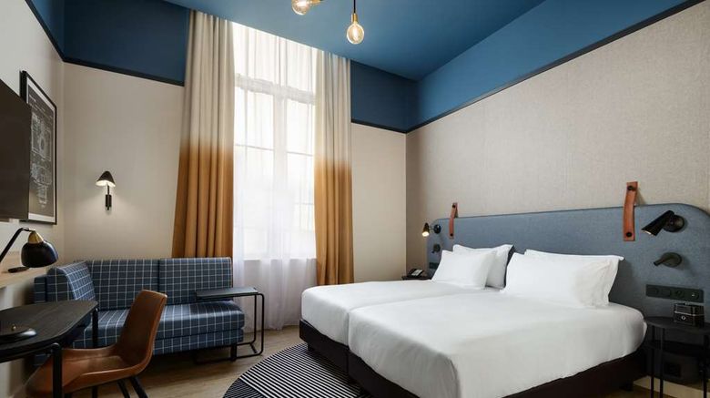<b>Hyatt Place Rouen Room</b>. Images powered by <a href="https://iceportal.shijigroup.com/" title="IcePortal" target="_blank">IcePortal</a>.