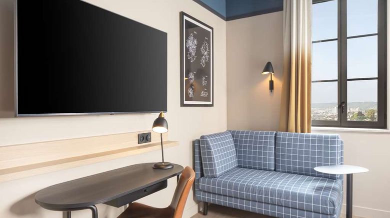 <b>Hyatt Place Rouen Room</b>. Images powered by <a href="https://iceportal.shijigroup.com/" title="IcePortal" target="_blank">IcePortal</a>.
