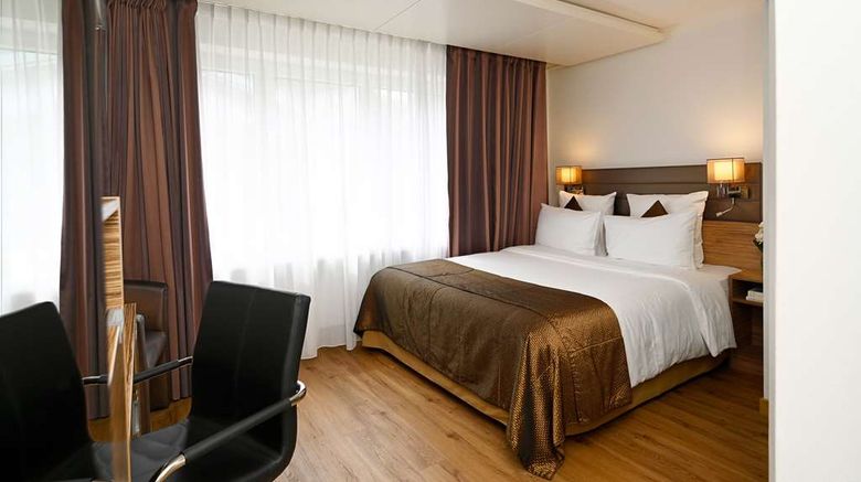 <b>Hotel Stoller Room</b>. Images powered by <a href="https://iceportal.shijigroup.com/" title="IcePortal" target="_blank">IcePortal</a>.