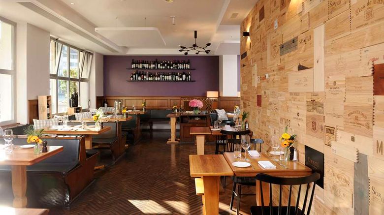 <b>Hotel Stoller Restaurant</b>. Images powered by <a href="https://iceportal.shijigroup.com/" title="IcePortal" target="_blank">IcePortal</a>.