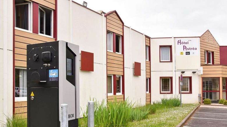 <b>Contact Hotel Akena Nevers Exterior</b>. Images powered by <a href="https://iceportal.shijigroup.com/" title="IcePortal" target="_blank">IcePortal</a>.