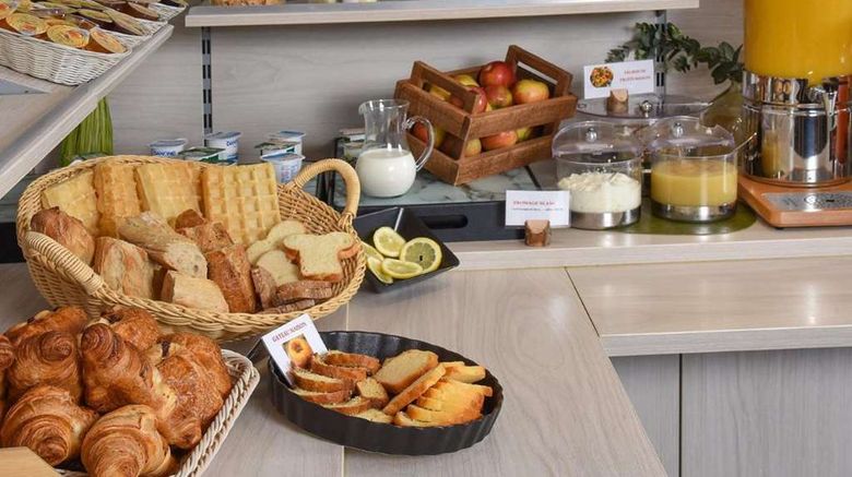 <b>Contact Hotel Akena Nevers Restaurant</b>. Images powered by <a href="https://iceportal.shijigroup.com/" title="IcePortal" target="_blank">IcePortal</a>.