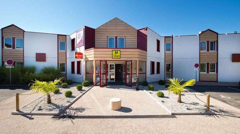 Contact Hotel Akena Nevers Exterior. Images powered by <a href="https://iceportal.shijigroup.com" target="_blank" rel="noopener">Ice Portal</a>.