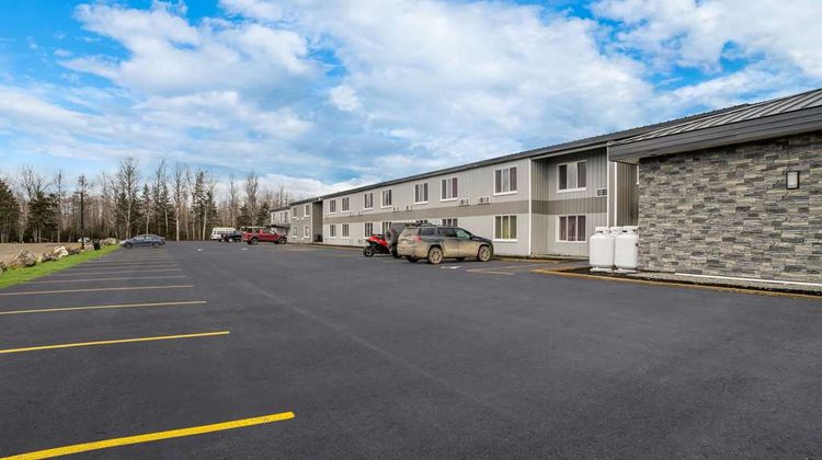 Quality Inn and Suites Caribou Exterior