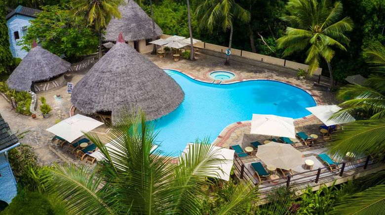 <b>Pinewood Beach Resort & Spa Pool</b>. Images powered by <a href="https://iceportal.shijigroup.com/" title="IcePortal" target="_blank">IcePortal</a>.