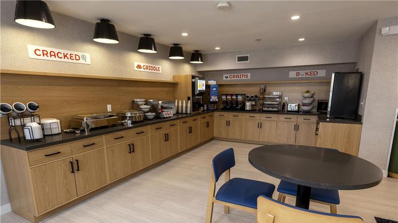 <b>Sonesta Simply Suites Lafayette Airport Restaurant</b>. Images powered by <a href="https://iceportal.shijigroup.com/" title="IcePortal" target="_blank">IcePortal</a>.