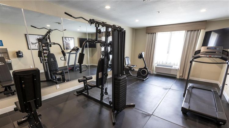Sonesta ES Suites Lafayette Airport Health
