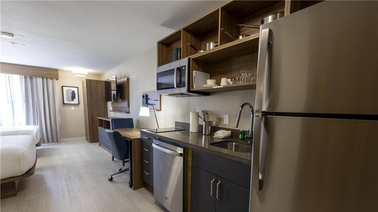Sonesta ES Suites Lafayette Airport Room