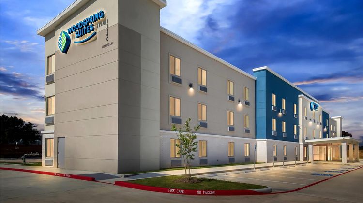 WoodSpring Suites South Houston Hobby Exterior