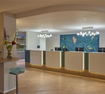 DoubleTree by Hilton Rotterdam Centre Lobby