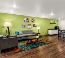 WoodSpring Suites Port St Lucie Lobby