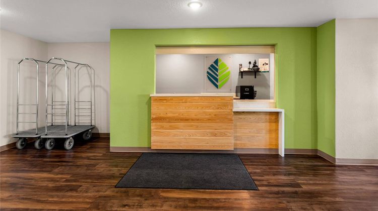 WoodSpring Suites Port St Lucie Lobby