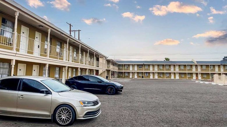 <b>Super 8 by Wyndham Blythe Exterior</b>. Images powered by <a href="https://iceportal.shijigroup.com/" title="IcePortal" target="_blank">IcePortal</a>.