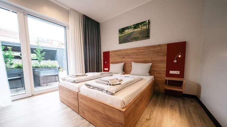 <b>In Side Hotel Room</b>. Images powered by <a href="https://iceportal.shijigroup.com/" title="IcePortal" target="_blank">IcePortal</a>.