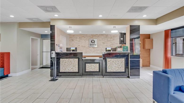 <b>Quality Inn Dalton East Lobby</b>. Images powered by <a href="https://iceportal.shijigroup.com/" title="IcePortal" target="_blank">IcePortal</a>.