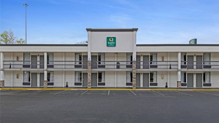 Quality Inn Dalton East Exterior