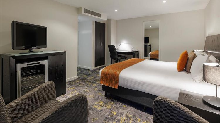 Hotel Grand Chancellor Room