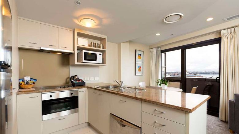 <b>Hotel Grand Chancellor Auckland City Room</b>. Images powered by <a href="https://iceportal.shijigroup.com/" title="IcePortal" target="_blank">IcePortal</a>.
