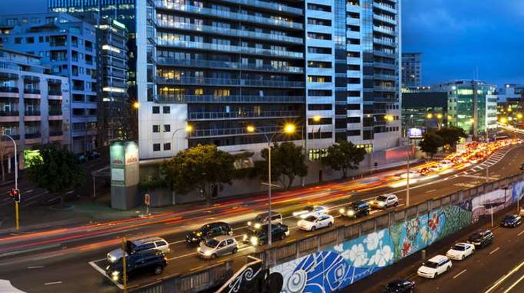 Hotel Grand Chancellor Auckland City Exterior