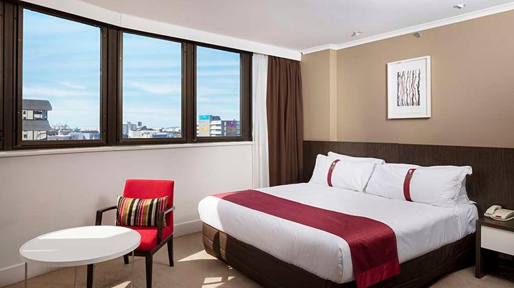 Hotel Grand Chancellor Townsville Room